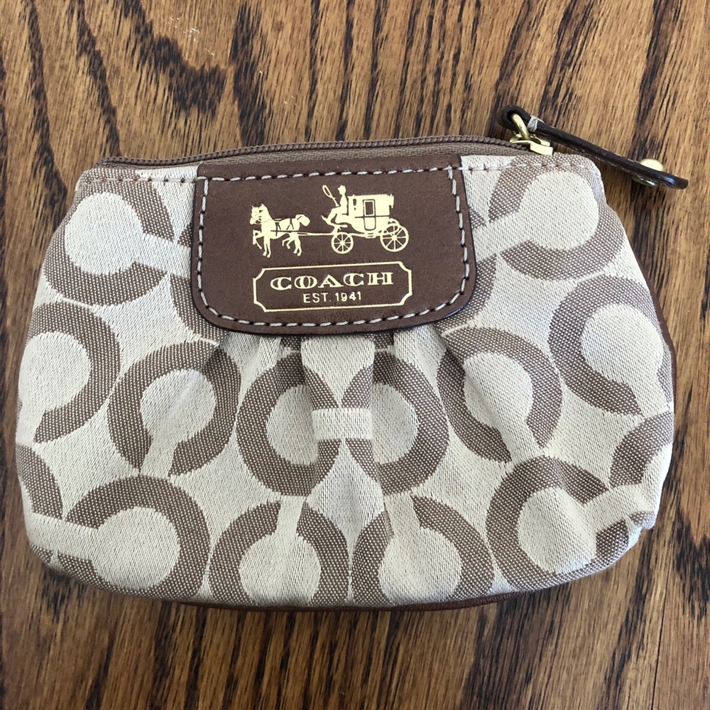 Coach coin purse - Picture 1 of 7